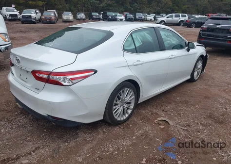 2018 Toyota Camry Xle из США, поврежденный, VIN 4T1B11HK7JU002335